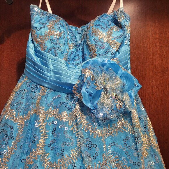 Tony Bowls 112547 Turquoise Sequin Size 2 Prom Dress - Picture 4 of 8